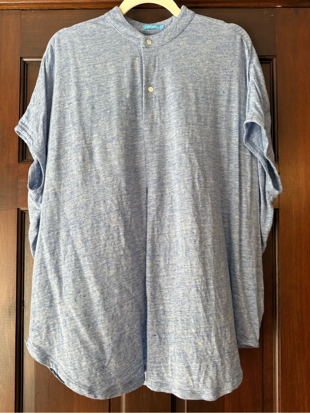 J. McLaughlin Light Blue Henley Short Sleeve Shirt
